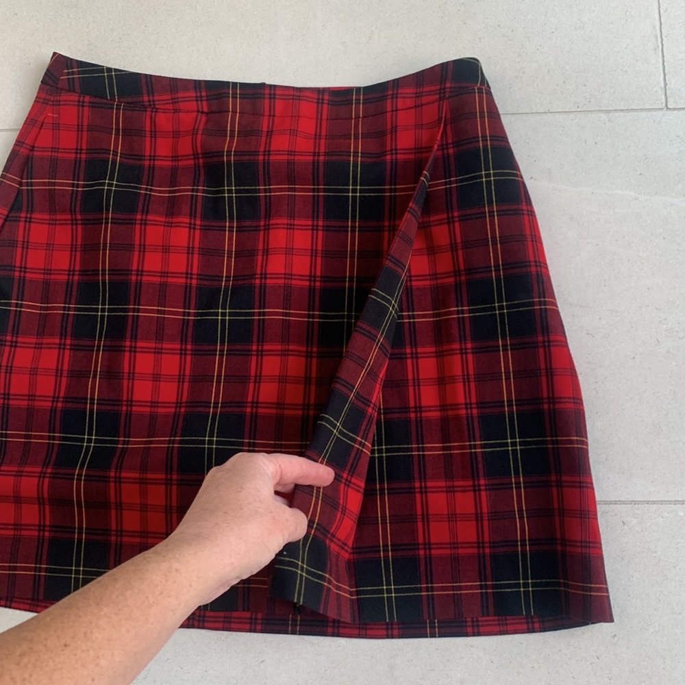 Red and Black Plaid golf skirt EP Pro Size 2 - Picture 2 of 7